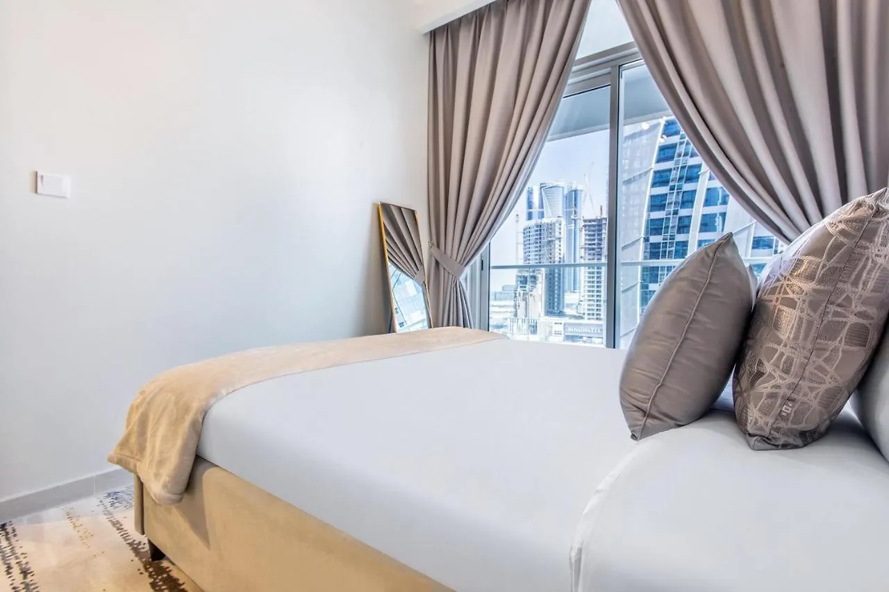 New 1 Bedroom With Canal View - Close To Downtown Dubai Lägenhet